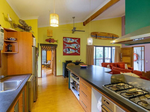 Five Bimba (Tractor House) - Darwin Holiday 1