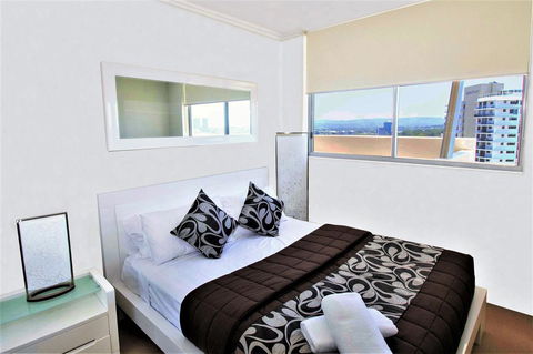 Trilogy Surfers Paradise - Darwin Holiday 22