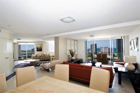 Trilogy Surfers Paradise - Darwin Holiday 2