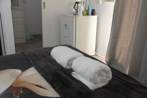 Coolum Dreams B&B - Darwin Holiday 5