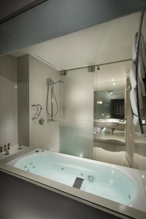 Hilton Cairns - Darwin Holiday 4