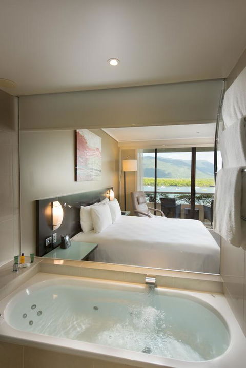 Hilton Cairns - Darwin Holiday 2