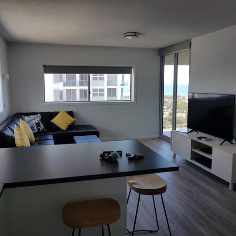 Maroochy Sands Holiday Apartments - Darwin Holiday 5