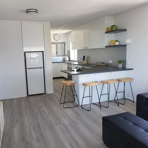 Maroochy Sands Holiday Apartments - Darwin Holiday 6