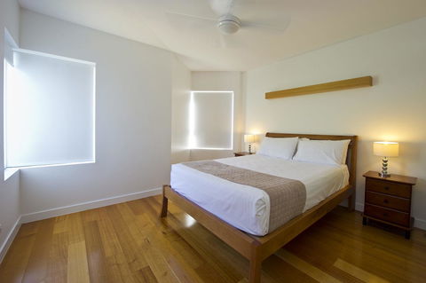 Maggies Beachfront Apartment 13 - Darwin Holiday 12
