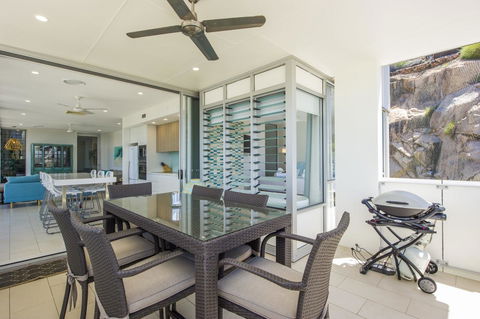 1 Bright Point Apartment 1504 - Darwin Holiday 4