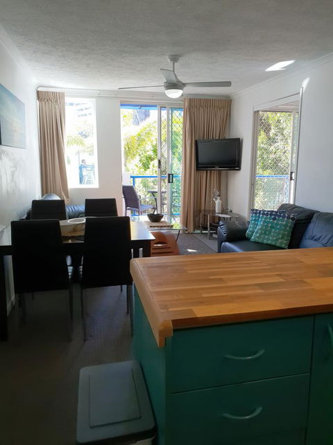 Surfers Beach Resort 2 - Darwin Holiday 29