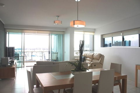 Private Seaview Apartment At Peninsula - Airlie Beach - Darwin Holiday 7