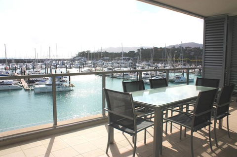 Private Seaview Apartment At Peninsula - Airlie Beach - Darwin Holiday 0