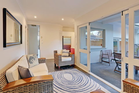 The Pod - Darwin Holiday 8