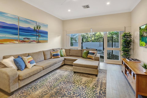 The Pod - Darwin Holiday 3