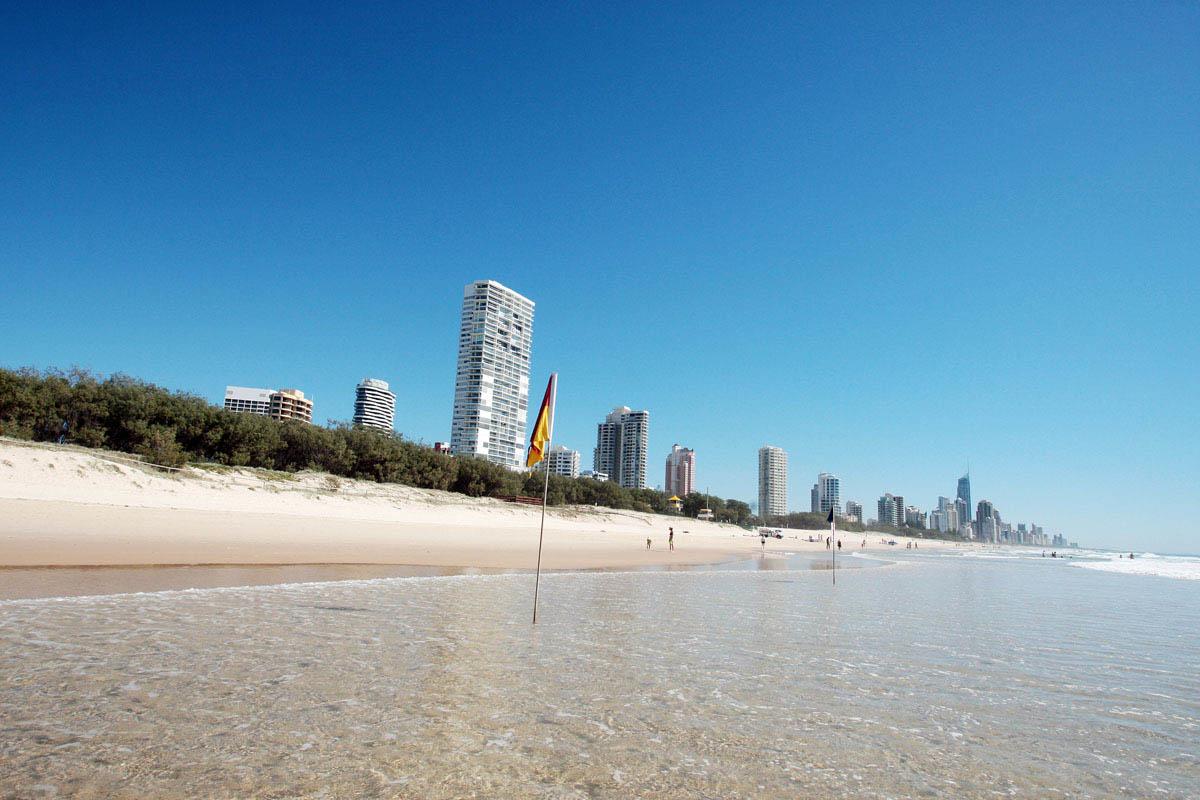 Broadbeach QLD Darwin Holiday