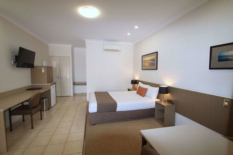 Midlander Motor Inn - Darwin Holiday 24