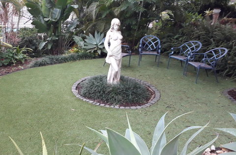 Private Apartment With Scenic Gardens - Darwin Holiday 1