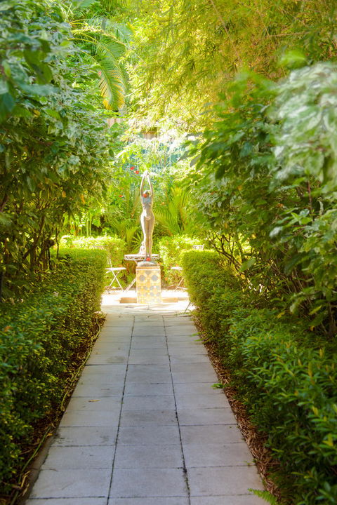 Martinique On Macrossan - Darwin Holiday 21