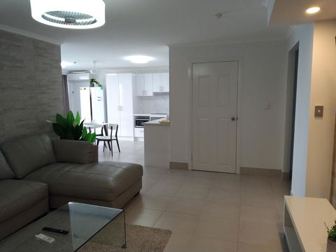 Silverton Apartment Resort Surfers Paradise - Darwin Holiday 8