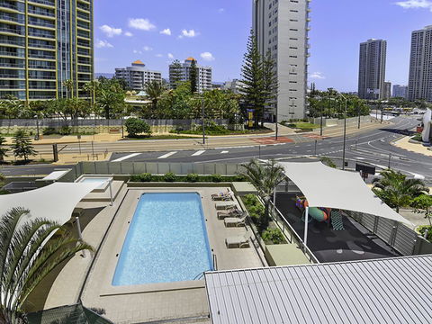 Surf 150 - Darwin Holiday 12