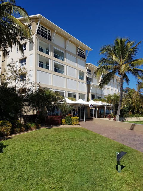 Moreton Island Villas And Apartments - Darwin Holiday 7