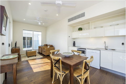 Reflections Emerald Villa 1 - Darwin Holiday 6