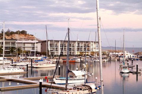 Peppers Blue On Blue - Darwin Holiday 32