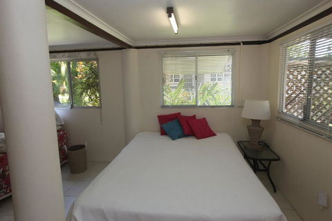 Daggoombah Holiday Home Magnetic Island - Darwin Holiday 13