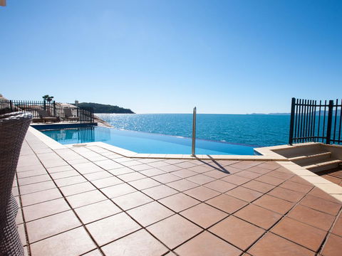 Grand Mercure Apartments Magnetic Island - Darwin Holiday 3