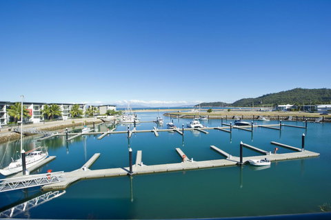 Blue On Blue Apartment 933 - Darwin Holiday 5