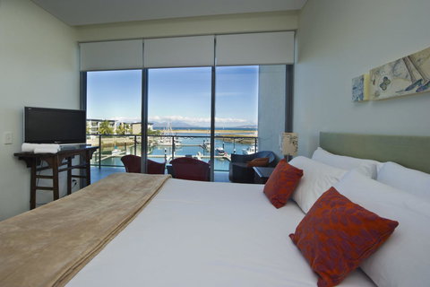 Blue On Blue Apartment 933 - Darwin Holiday 9