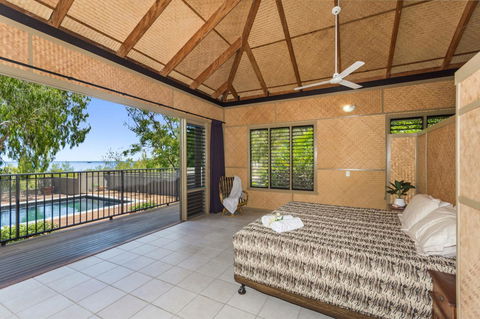 Absolute Beachfront - Darwin Holiday 11