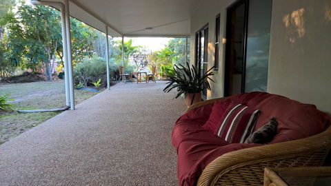 Magnetic Island Bed And Breakfast - Darwin Holiday 9