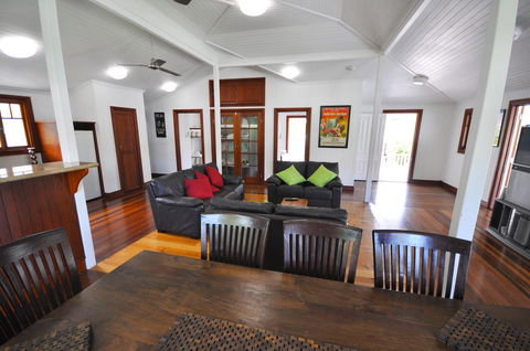 Island Adventure Holiday House - Darwin Holiday 3