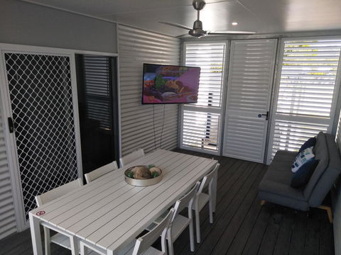 Magnetic Island Guest House - Darwin Holiday 1