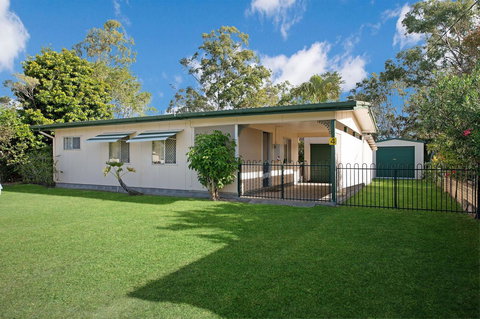 Lowset, Pet Friendly Cottage - Sunset Ave, Bongaree - Darwin Holiday 0