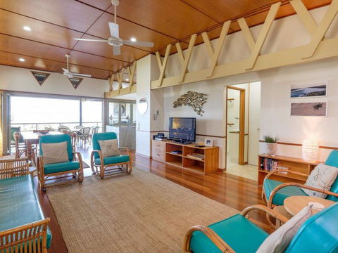 Claytons 1 By Discover Stradbroke - Darwin Holiday 3