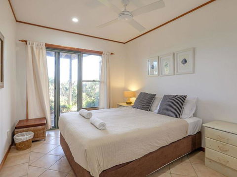 Claytons 1 By Discover Stradbroke - Darwin Holiday 14