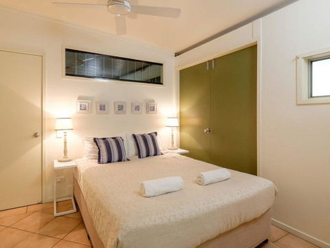 Claytons 1 By Discover Stradbroke - Darwin Holiday 11