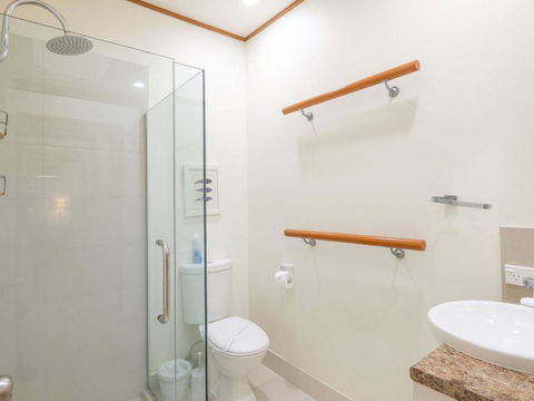 Claytons 1 By Discover Stradbroke - Darwin Holiday 22