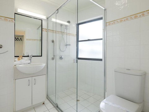 Mooloomba Five - Darwin Holiday 5