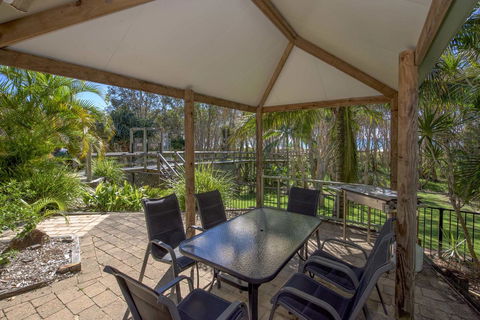Anchorage On Straddie - Darwin Holiday 4