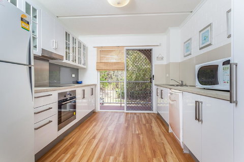 The Islander - Darwin Holiday 15