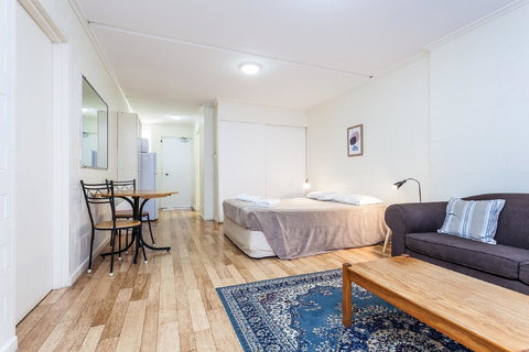 The Islander - Darwin Holiday 20