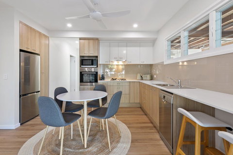 Day Dreaming - Darwin Holiday 3