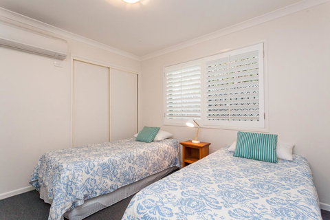 Seychelles Down - Darwin Holiday 22