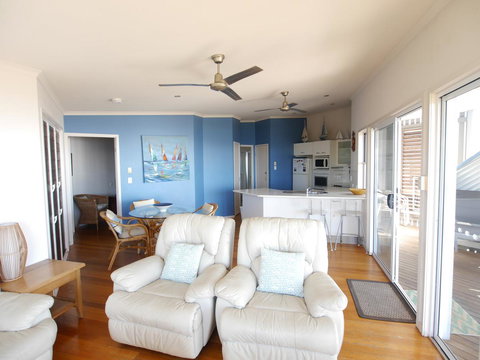 Keep House 1 - Darwin Holiday 7