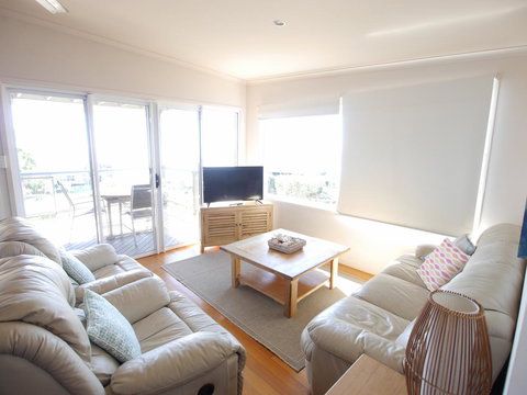 Keep House 1 - Darwin Holiday 6