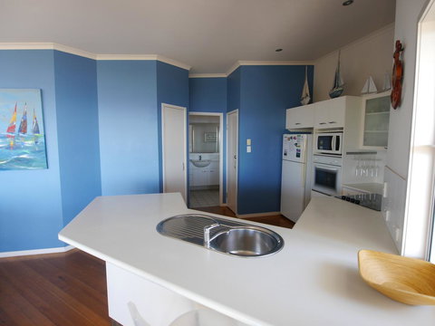 Keep House 1 - Darwin Holiday 9