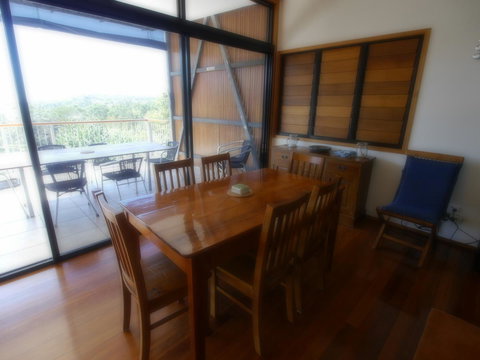 Shell Seeker - Darwin Holiday 3