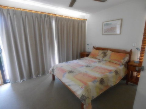 Shell Seeker - Darwin Holiday 11