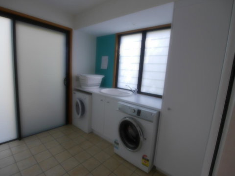 Shell Seeker - Darwin Holiday 15