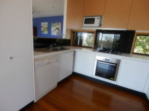 Shell Seeker - Darwin Holiday 7